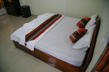 Mk City Hotel Σίχανουκβιλ Εξωτερικό φωτογραφία